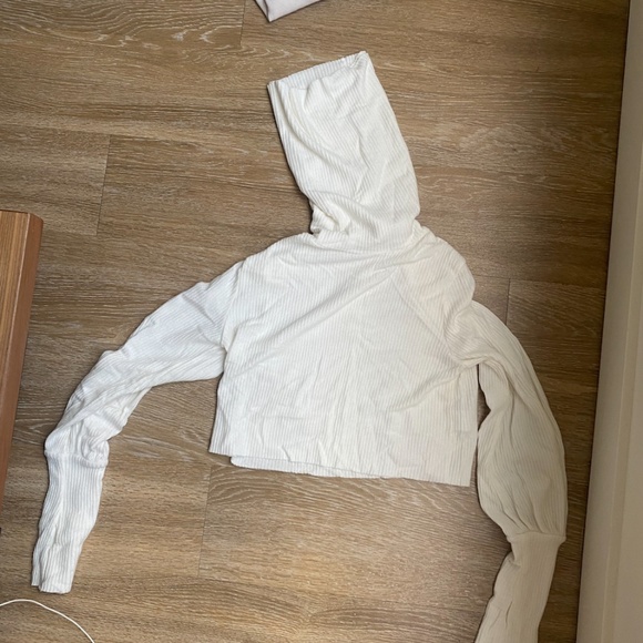 Joah Brown CROPPED TURTLENECK SWEATER Ivory - Picture 3 of 3